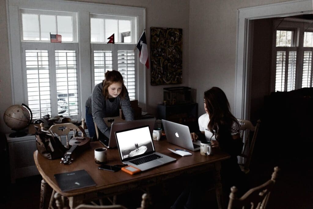Content Marketing for SMEs: Unlocking the Power of Strategic Storytelling to Drive Business Growth