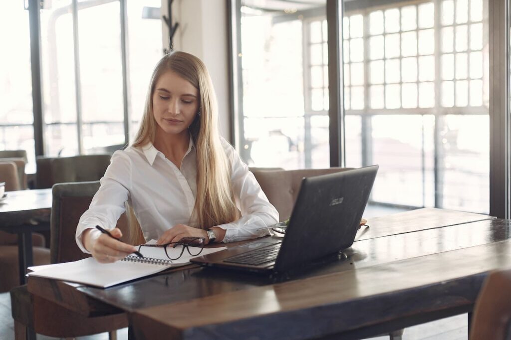 Leveraging Social Media Advertising to Fuel SME Growth: A Step-by-Step Guide